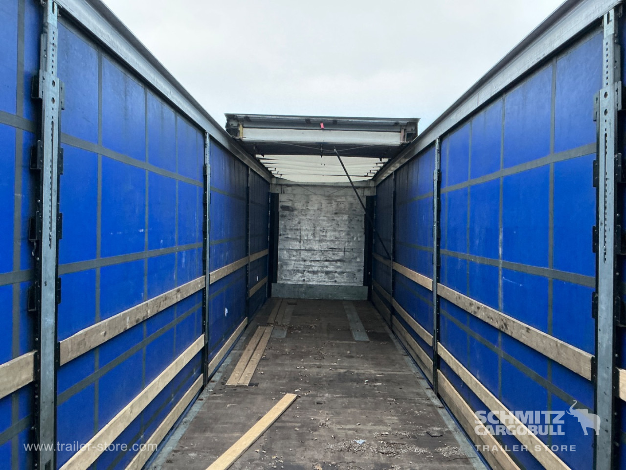 SCHMITZ Curtainsider Mega - Poluprikolica sa ceradom: slika 5 SCHMITZ Curtainsider Mega - Poluprikolica sa ceradom: slika 5