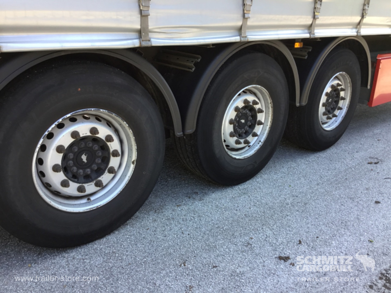 SCHMITZ Curtainsider Standard , Folding wall right - Poluprikolica sa ceradom: slika 2 SCHMITZ Curtainsider Standard , Folding wall right - Poluprikolica sa ceradom: slika 2