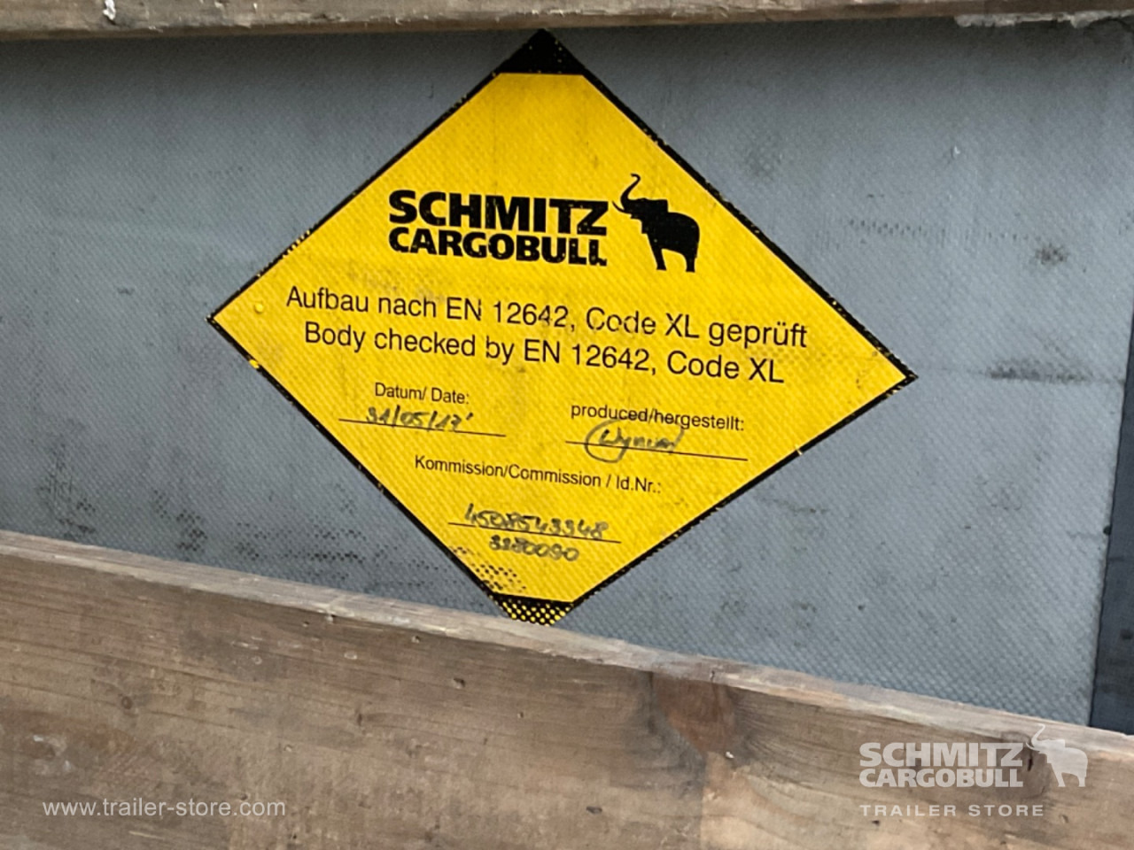 SCHMITZ Curtainsider Standard Forklift holder - Poluprikolica sa ceradom: slika 5 SCHMITZ Curtainsider Standard Forklift holder - Poluprikolica sa ceradom: slika 5