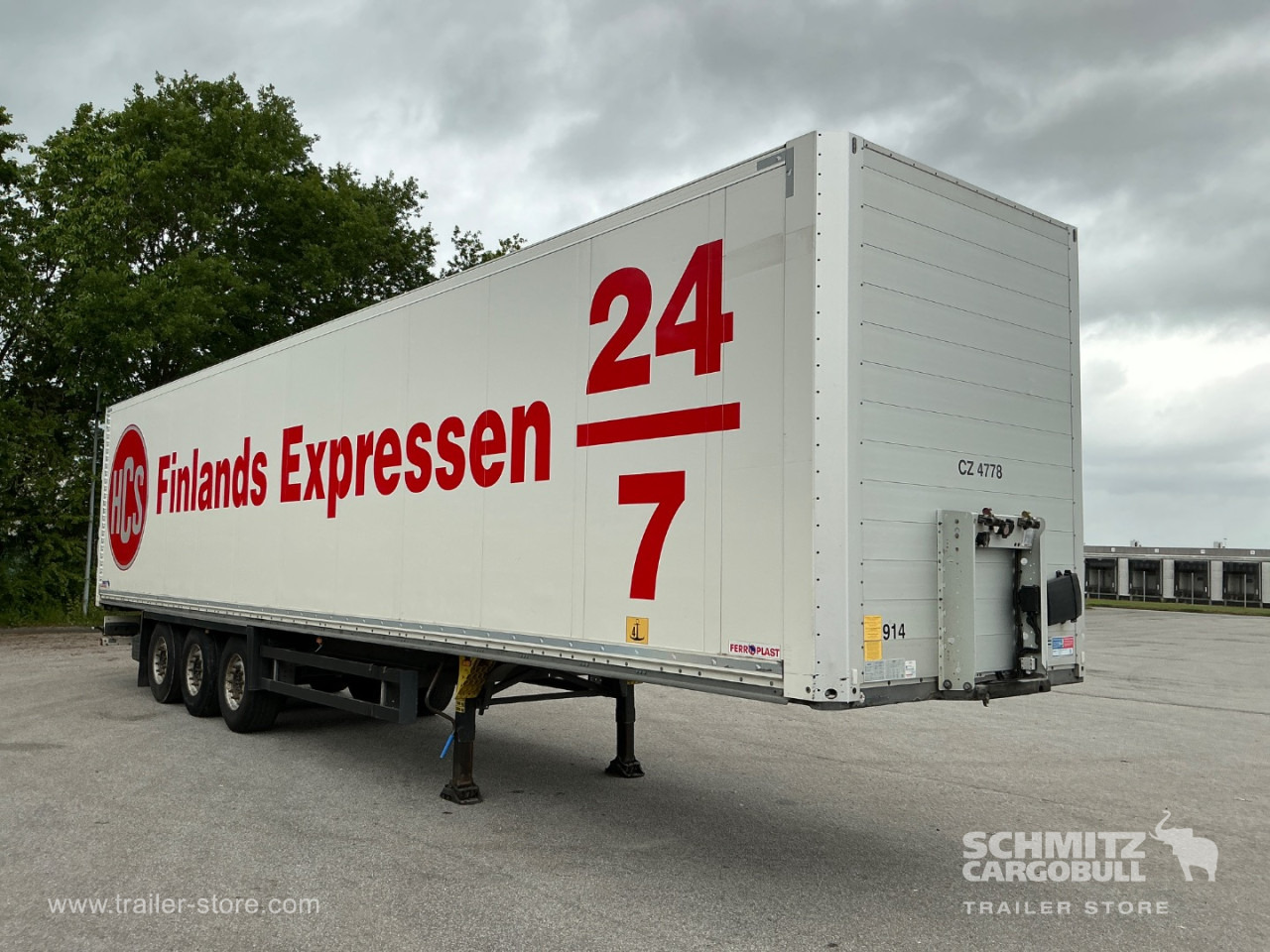 SCHMITZ Dryfreight Standard - Poluprikolica sa zatvorenim sandukom: slika 1 SCHMITZ Dryfreight Standard - Poluprikolica sa zatvorenim sandukom: slika 1