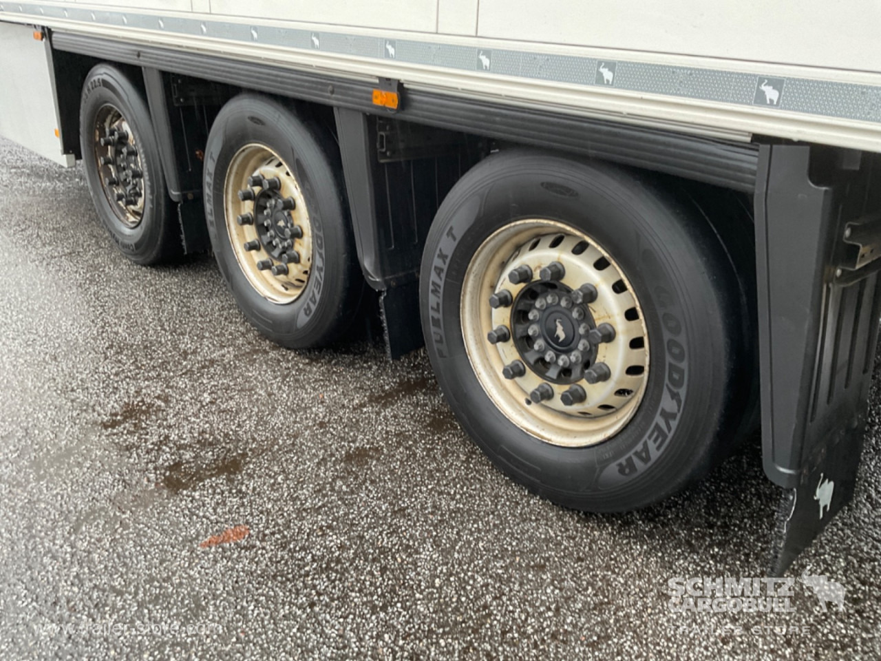 SCHMITZ Reefer Multitemp Double deck - Izotermička poluprikolica: slika 5 SCHMITZ Reefer Multitemp Double deck - Izotermička poluprikolica: slika 5