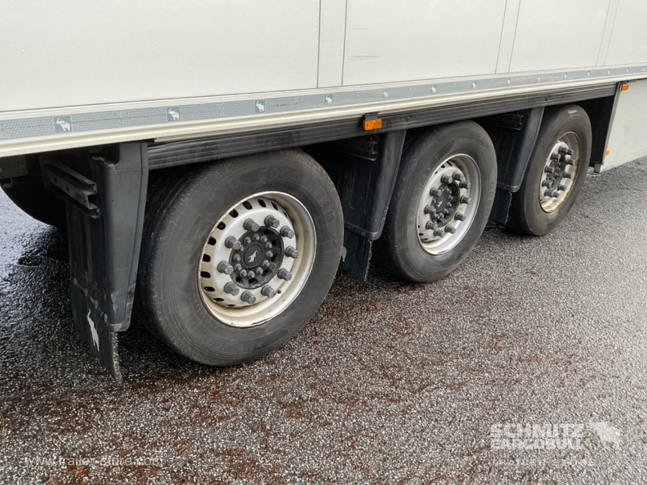 SCHMITZ Reefer Multitemp Double deck - Izotermička poluprikolica: slika 3 SCHMITZ Reefer Multitemp Double deck - Izotermička poluprikolica: slika 3