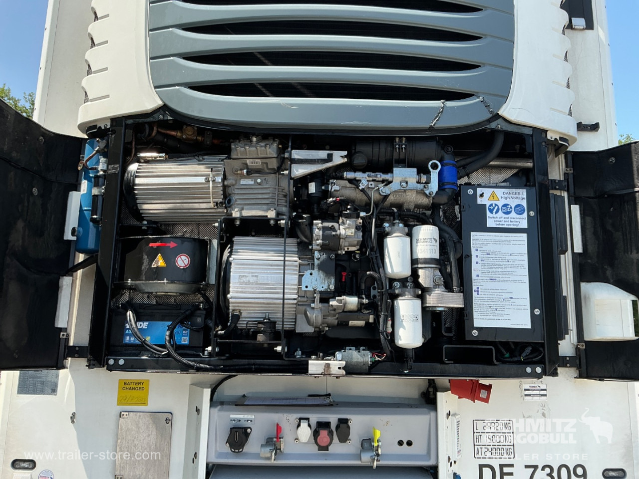 SCHMITZ Reefer Multitemp Double deck - Izotermička poluprikolica: slika 2 SCHMITZ Reefer Multitemp Double deck - Izotermička poluprikolica: slika 2