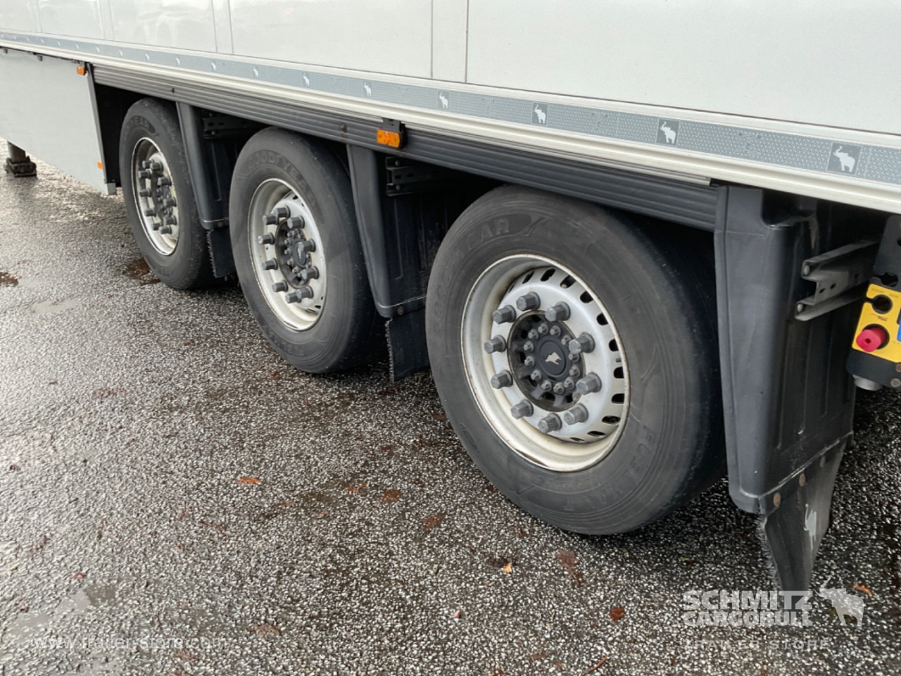 SCHMITZ Reefer Multitemp Double deck - Izotermička poluprikolica: slika 5 SCHMITZ Reefer Multitemp Double deck - Izotermička poluprikolica: slika 5
