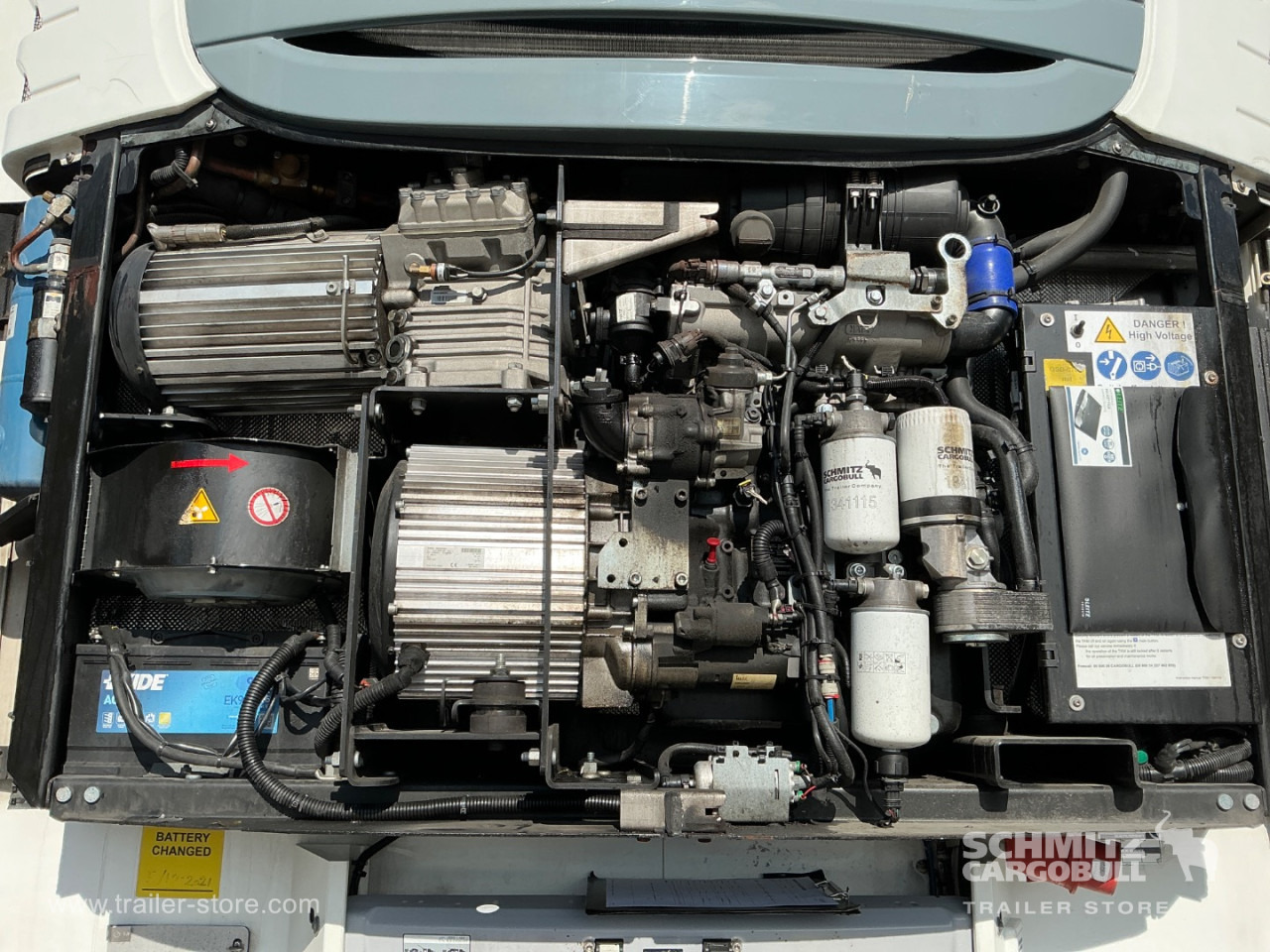 SCHMITZ Reefer Multitemp Double deck - Izotermička poluprikolica: slika 2 SCHMITZ Reefer Multitemp Double deck - Izotermička poluprikolica: slika 2