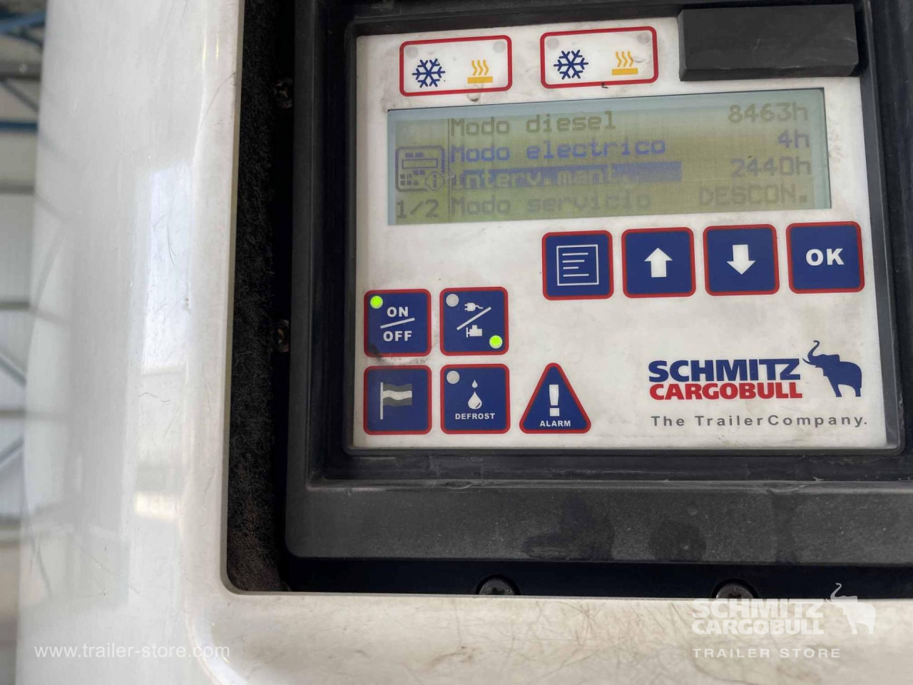 SCHMITZ Semiremolque Frigo Multitemperatura - Izotermička poluprikolica: slika 2 SCHMITZ Semiremolque Frigo Multitemperatura - Izotermička poluprikolica: slika 2