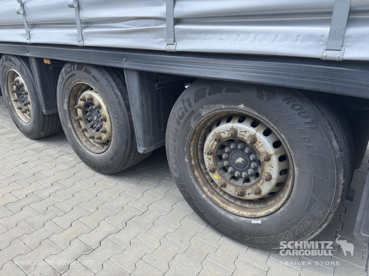 SCHMITZ Curtainsider Mega - Poluprikolica sa ceradom: slika 2 SCHMITZ Curtainsider Mega - Poluprikolica sa ceradom: slika 2