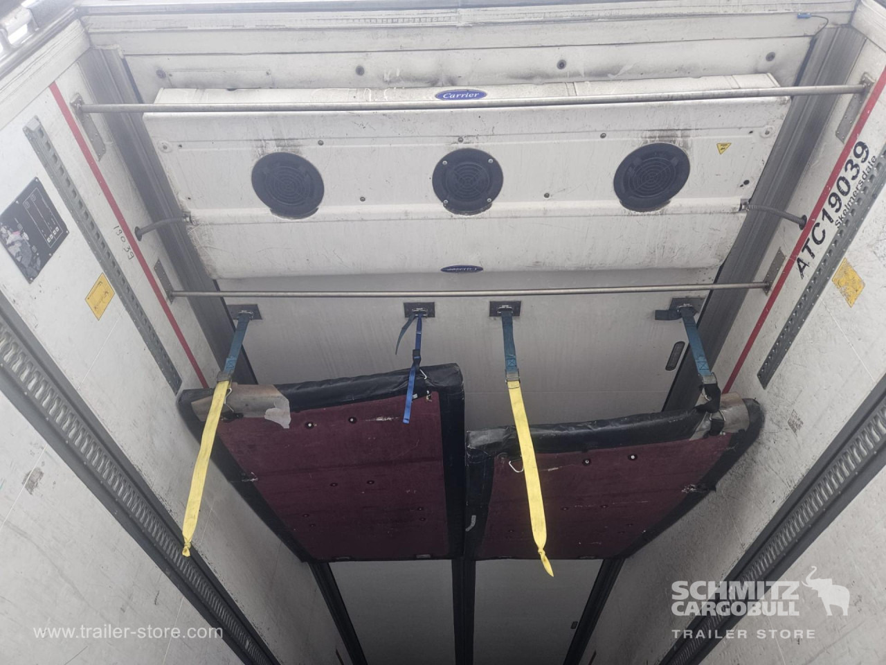 SCHMITZ Reefer Multitemp - Izotermička poluprikolica: slika 2 SCHMITZ Reefer Multitemp - Izotermička poluprikolica: slika 2