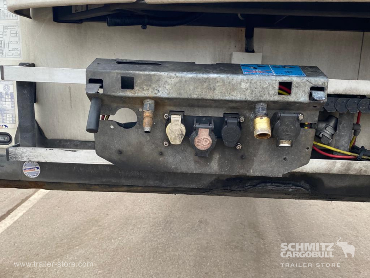 SCHMITZ Reefer Multitemp - Izotermička poluprikolica: slika 3 SCHMITZ Reefer Multitemp - Izotermička poluprikolica: slika 3