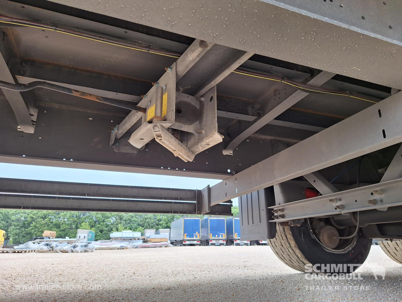 SCHMITZ Curtainsider Mega - Poluprikolica sa ceradom: slika 5 SCHMITZ Curtainsider Mega - Poluprikolica sa ceradom: slika 5