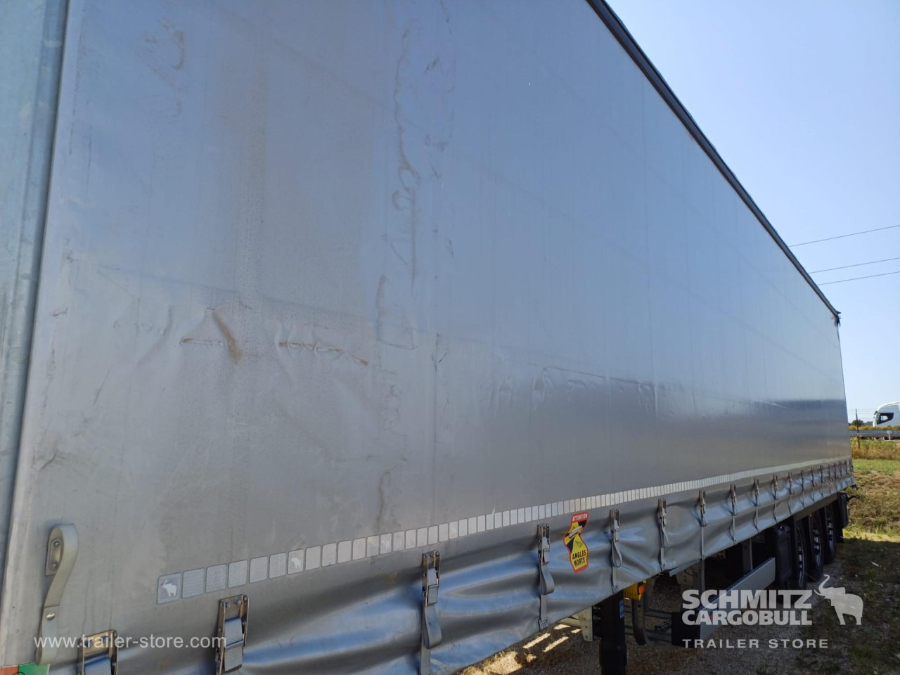 SCHMITZ Curtainsider Mega - Poluprikolica sa ceradom: slika 5 SCHMITZ Curtainsider Mega - Poluprikolica sa ceradom: slika 5