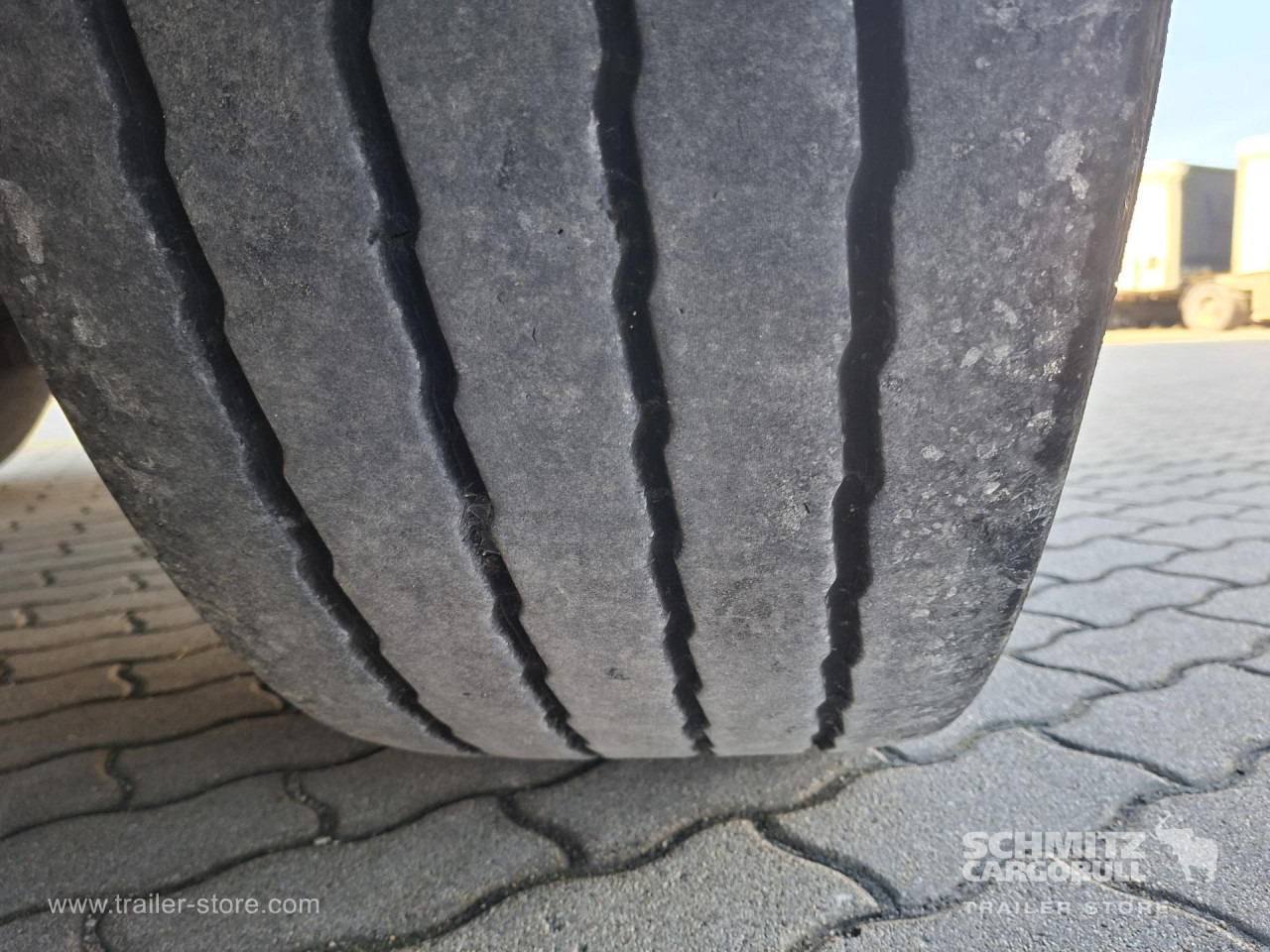 SCHMITZ Reefer Multitemp - Izotermička poluprikolica: slika 4 SCHMITZ Reefer Multitemp - Izotermička poluprikolica: slika 4