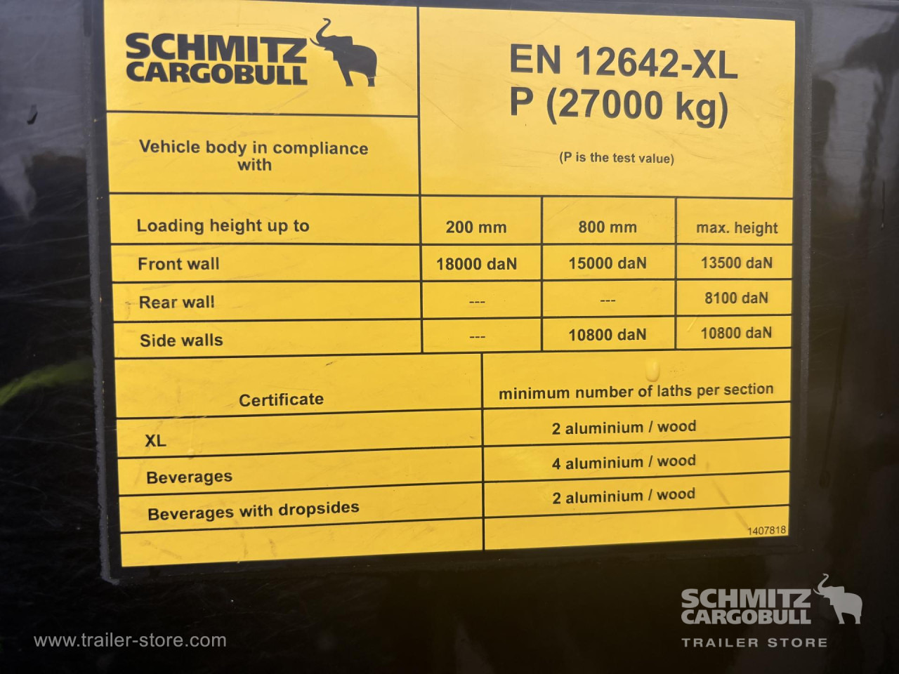 SCHMITZ Curtainsider Mega - Poluprikolica sa ceradom: slika 4 SCHMITZ Curtainsider Mega - Poluprikolica sa ceradom: slika 4