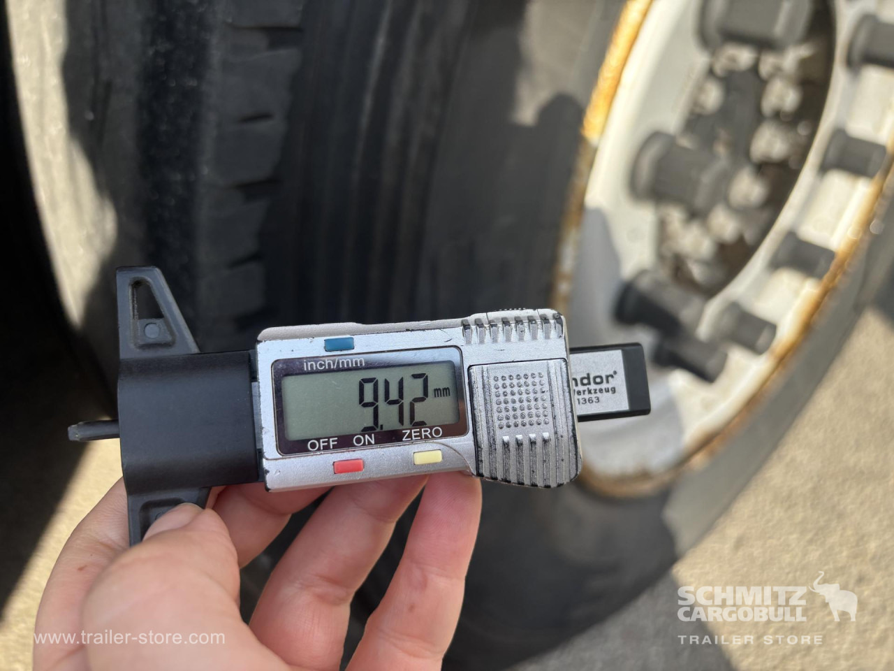 SCHMITZ Curtainsider Standard - Poluprikolica sa ceradom: slika 4 SCHMITZ Curtainsider Standard - Poluprikolica sa ceradom: slika 4