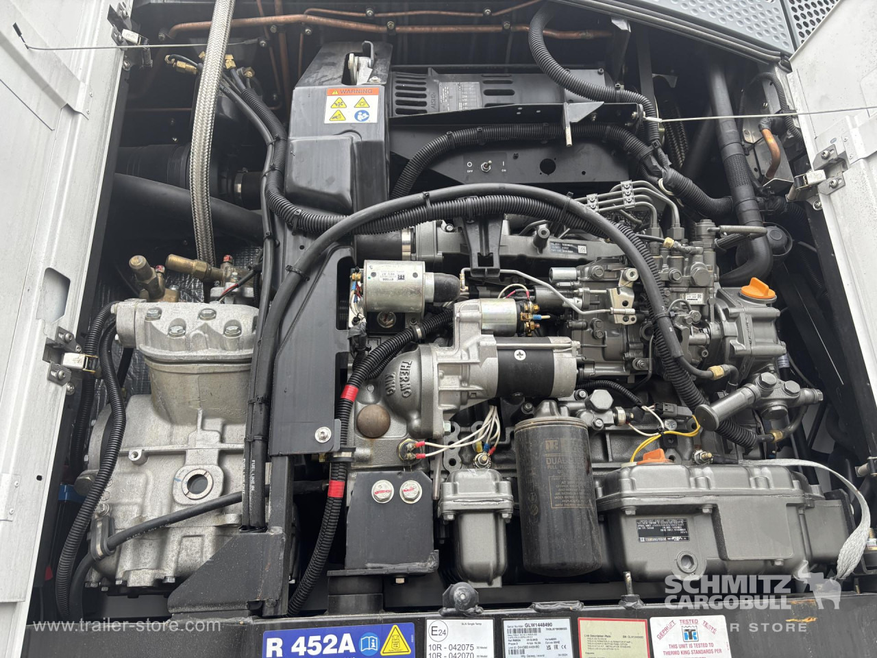 SCHMITZ Reefer Standard Double deck - Izotermička poluprikolica: slika 4 SCHMITZ Reefer Standard Double deck - Izotermička poluprikolica: slika 4