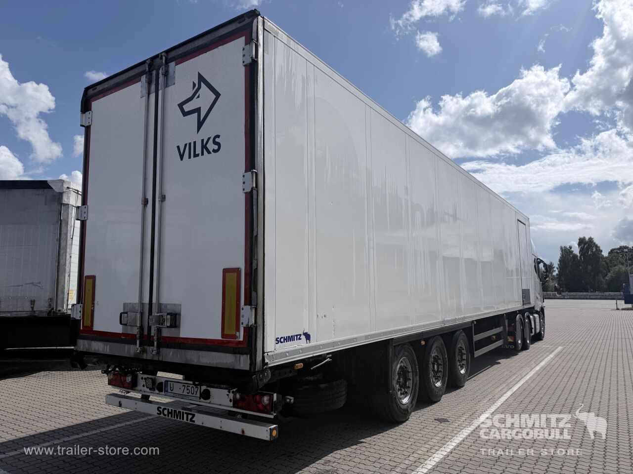SCHMITZ Reefer Multitemp - Izotermička poluprikolica: slika 1 SCHMITZ Reefer Multitemp - Izotermička poluprikolica: slika 1