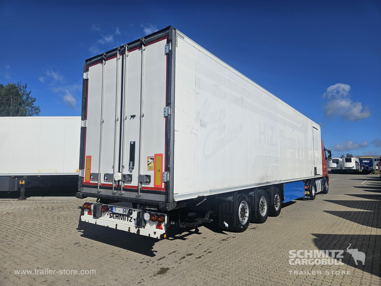 SCHMITZ Reefer Multitemp - Izotermička poluprikolica: slika 1 SCHMITZ Reefer Multitemp - Izotermička poluprikolica: slika 1