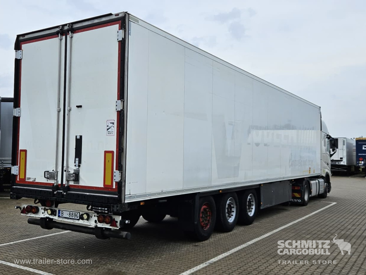 SCHMITZ Reefer multitemp - Izotermička poluprikolica: slika 1 SCHMITZ Reefer multitemp - Izotermička poluprikolica: slika 1