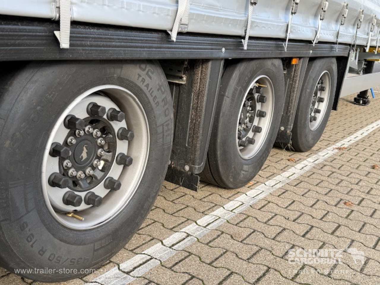 SCHMITZ Oplegger Schuifzeil Mega - Poluprikolica sa ceradom: slika 2 SCHMITZ Oplegger Schuifzeil Mega - Poluprikolica sa ceradom: slika 2