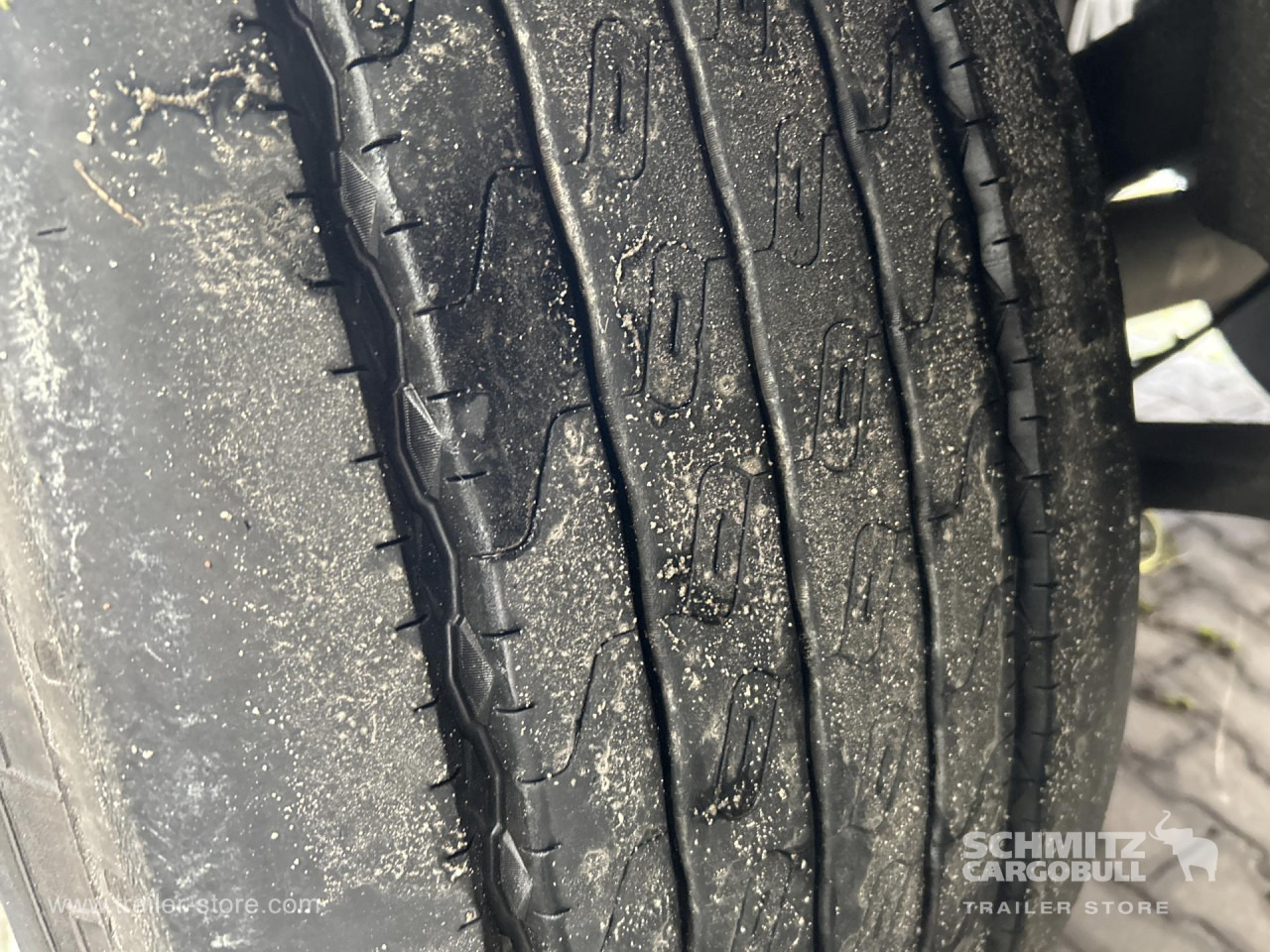 SCHMITZ Reefer Standard Double deck - Izotermička poluprikolica: slika 5 SCHMITZ Reefer Standard Double deck - Izotermička poluprikolica: slika 5