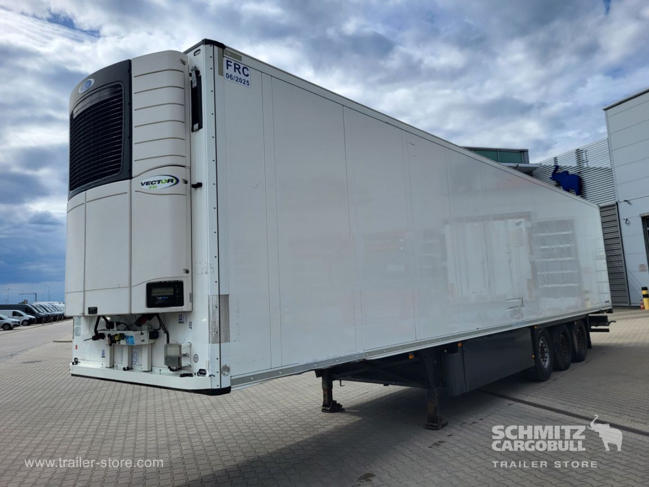 SCHMITZ Reefer Standard Double deck - Izotermička poluprikolica: slika 1 SCHMITZ Reefer Standard Double deck - Izotermička poluprikolica: slika 1