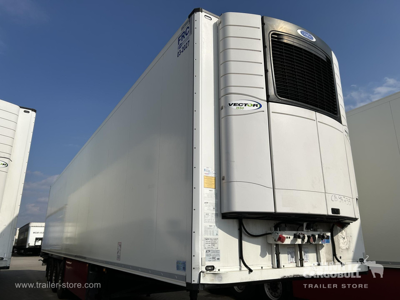 SCHMITZ Reefer Standard - Izotermička poluprikolica: slika 1 SCHMITZ Reefer Standard - Izotermička poluprikolica: slika 1