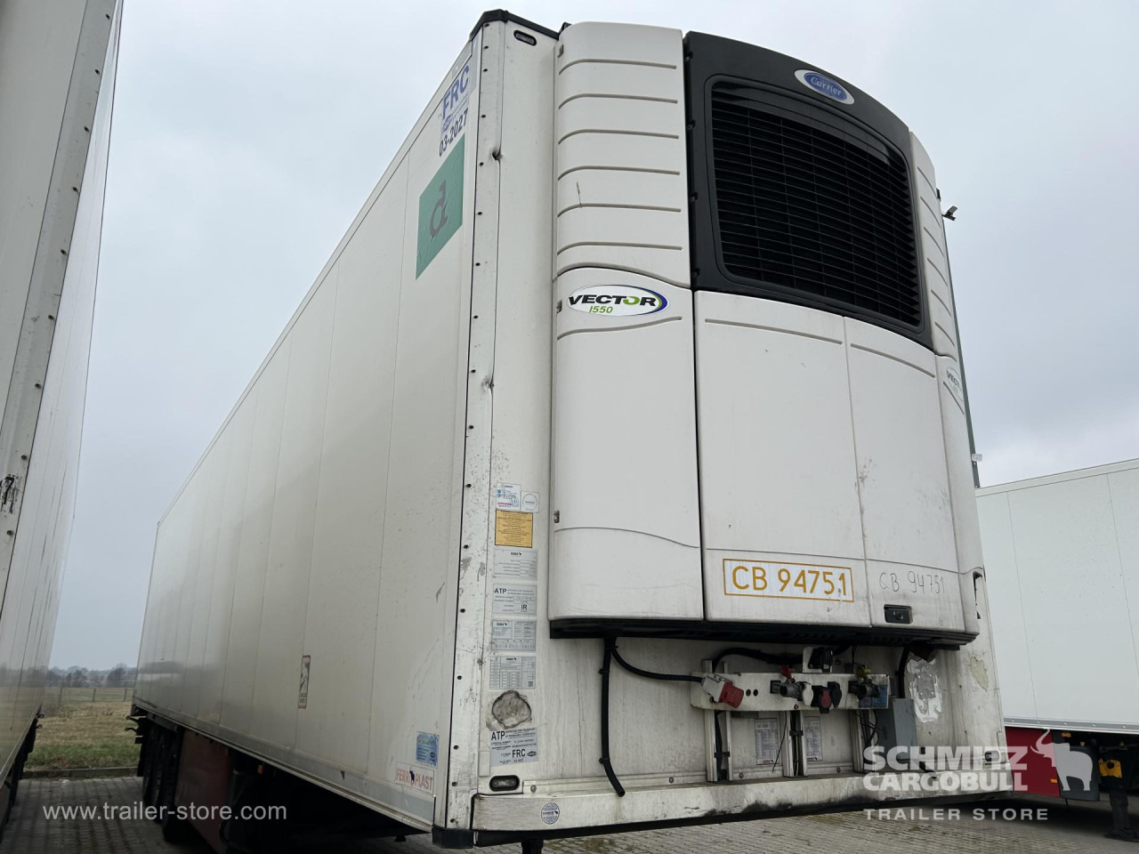 SCHMITZ Reefer Standard - Izotermička poluprikolica: slika 1 SCHMITZ Reefer Standard - Izotermička poluprikolica: slika 1