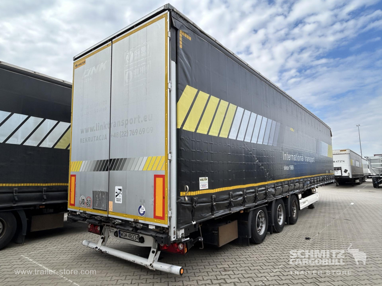 WIELTON Curtainsider Mega - Poluprikolica sa ceradom: slika 3 WIELTON Curtainsider Mega - Poluprikolica sa ceradom: slika 3