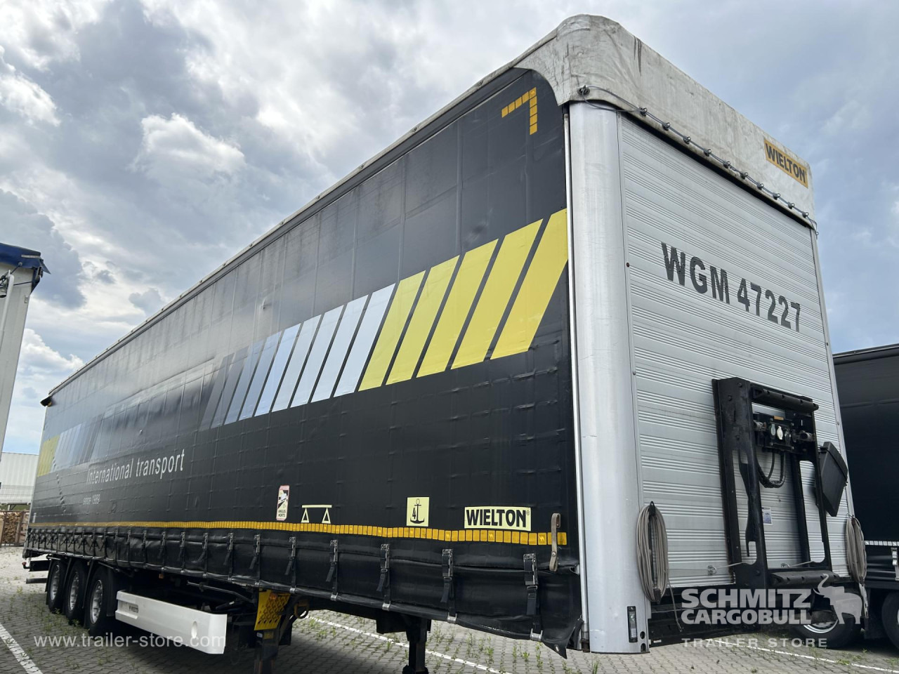 WIELTON Curtainsider Mega - Poluprikolica sa ceradom: slika 1 WIELTON Curtainsider Mega - Poluprikolica sa ceradom: slika 1