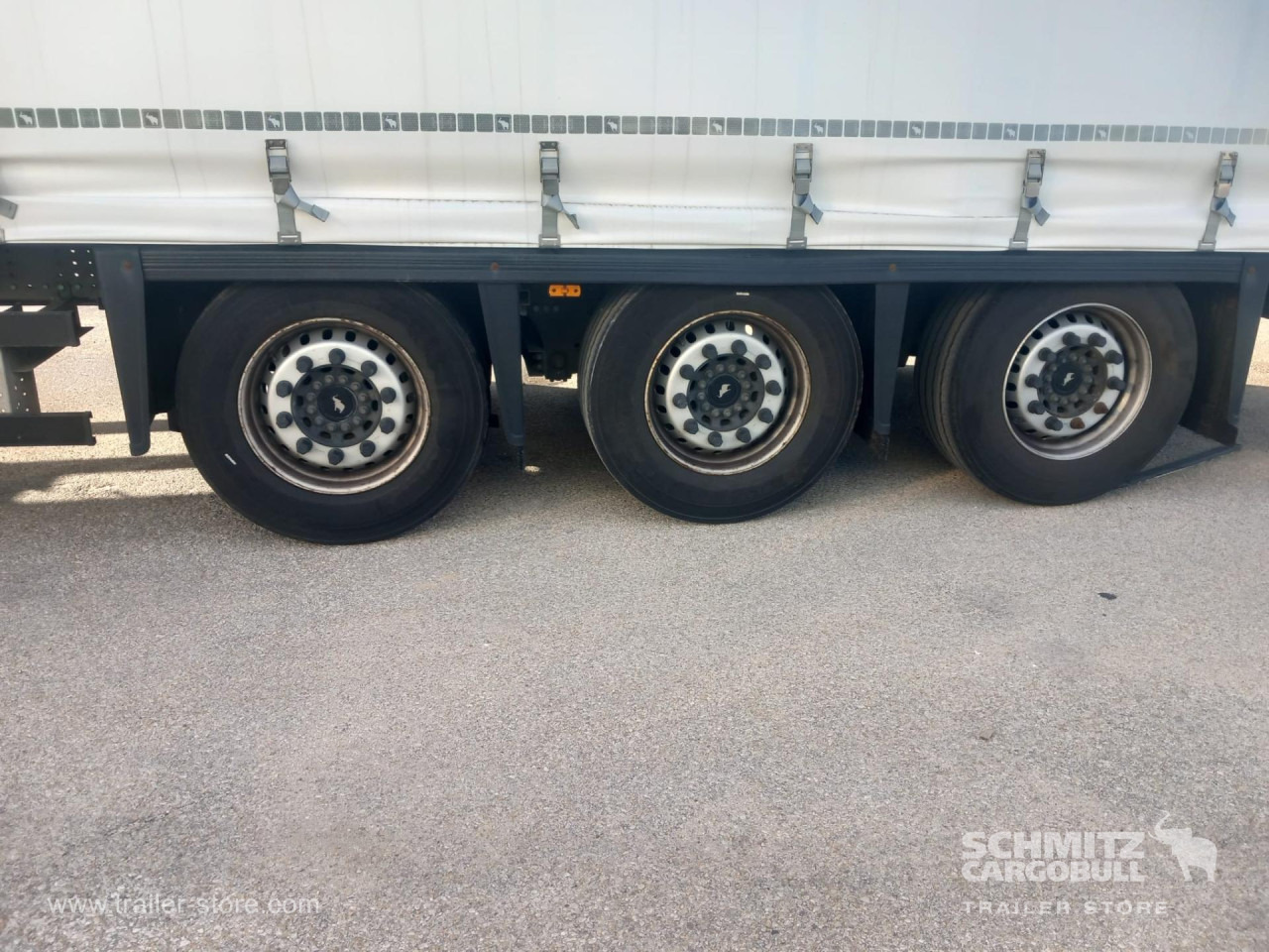 SCHMITZ Curtainsider Mega - Poluprikolica sa ceradom: slika 3 SCHMITZ Curtainsider Mega - Poluprikolica sa ceradom: slika 3