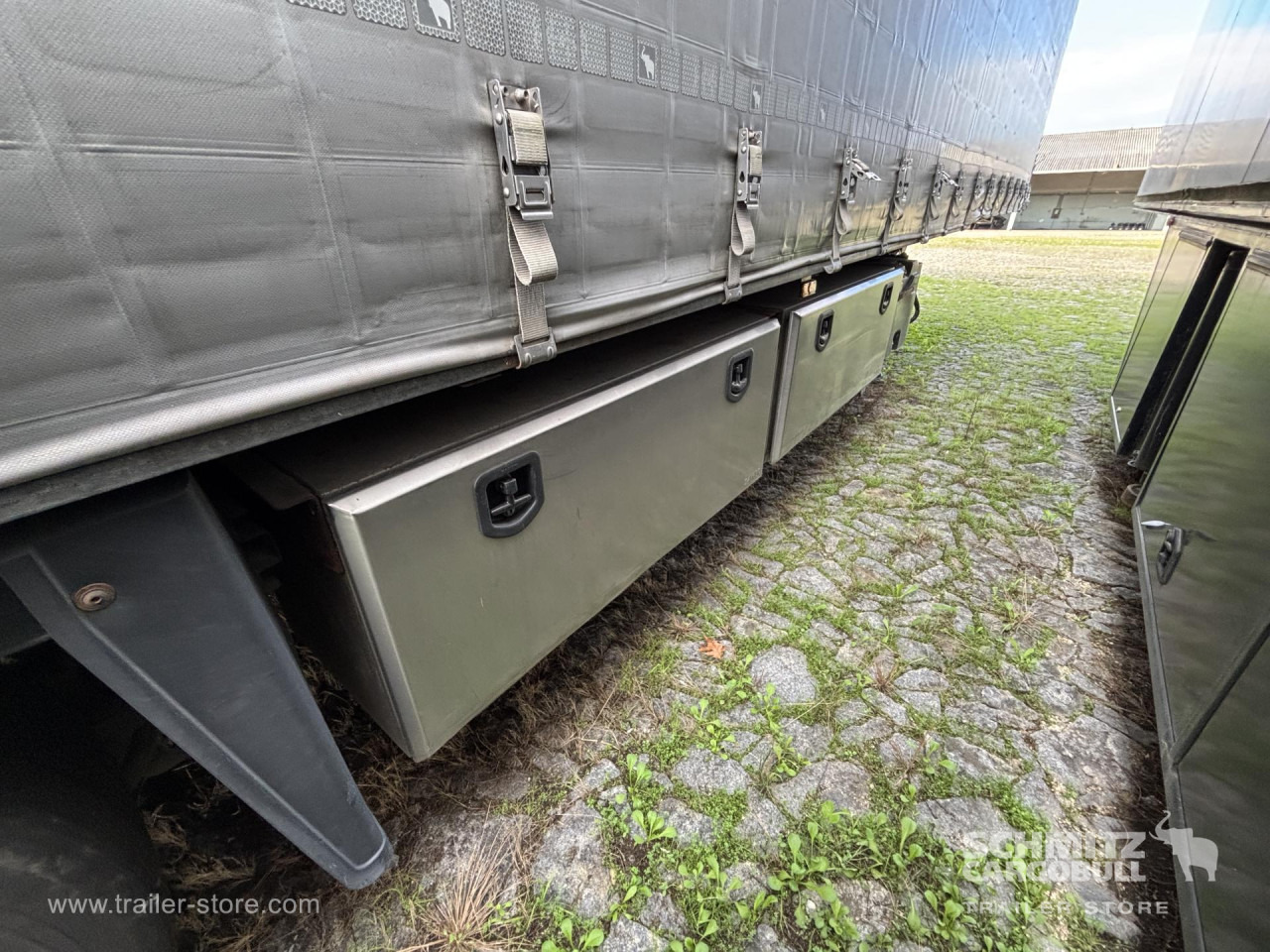 SCHMITZ Curtainsider Varios - Poluprikolica sa ceradom: slika 2 SCHMITZ Curtainsider Varios - Poluprikolica sa ceradom: slika 2