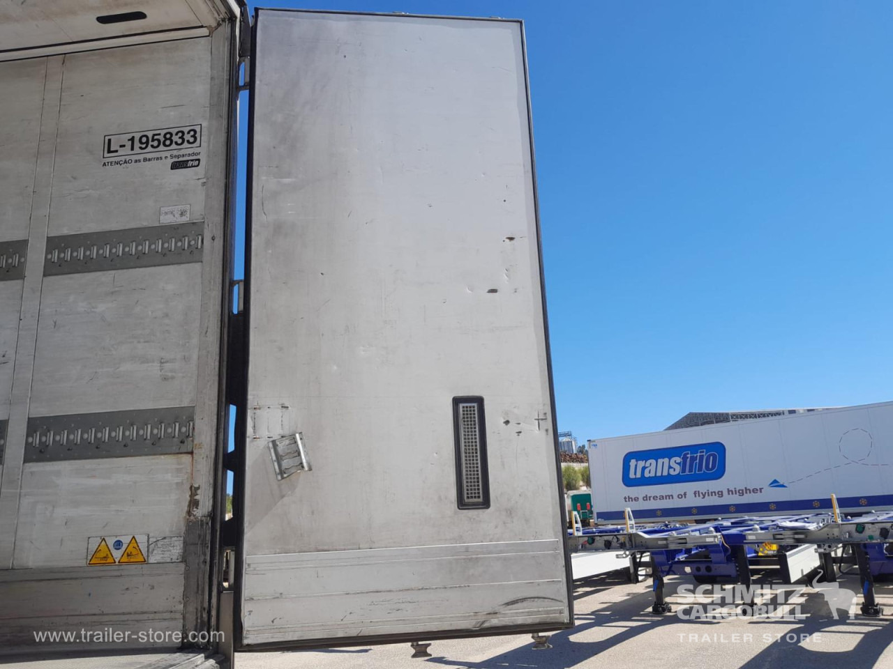 SCHMITZ Reefer Standard - Izotermička poluprikolica: slika 5 SCHMITZ Reefer Standard - Izotermička poluprikolica: slika 5