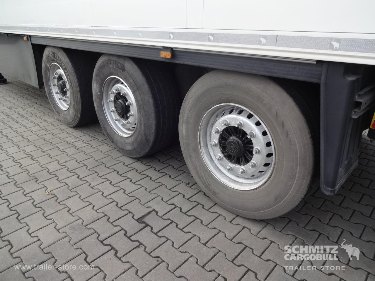 SCHMITZ Reefer Standard Double deck - Izotermička poluprikolica: slika 4 SCHMITZ Reefer Standard Double deck - Izotermička poluprikolica: slika 4
