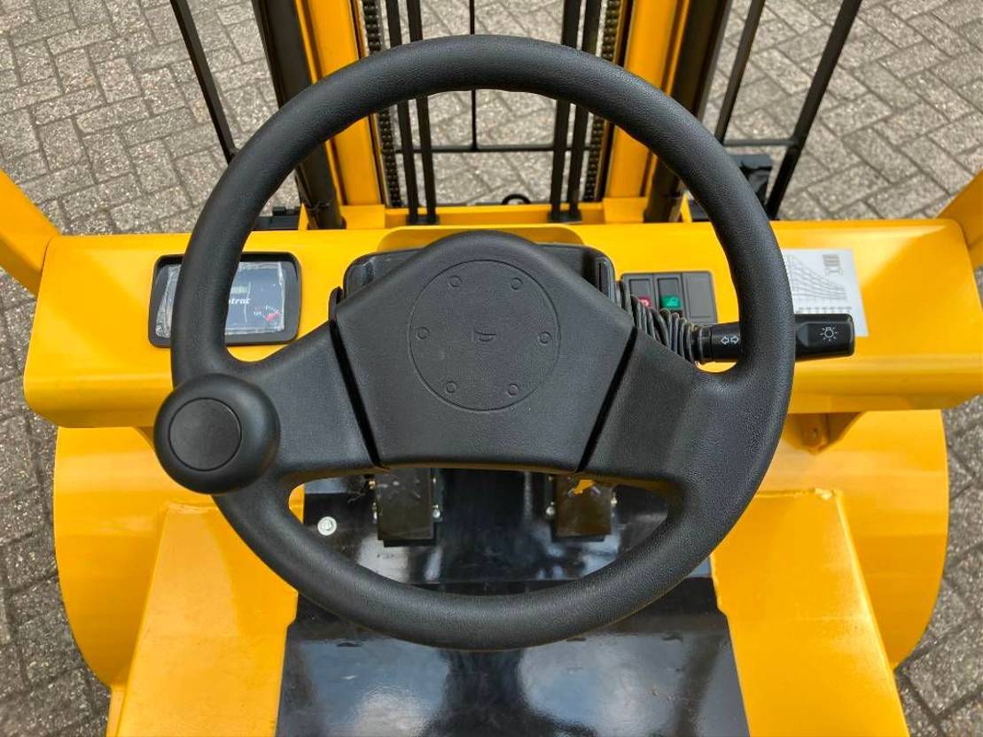 Eurotrac AGRI 12 - Viljuškar: slika 4 Eurotrac AGRI 12 - Viljuškar: slika 4