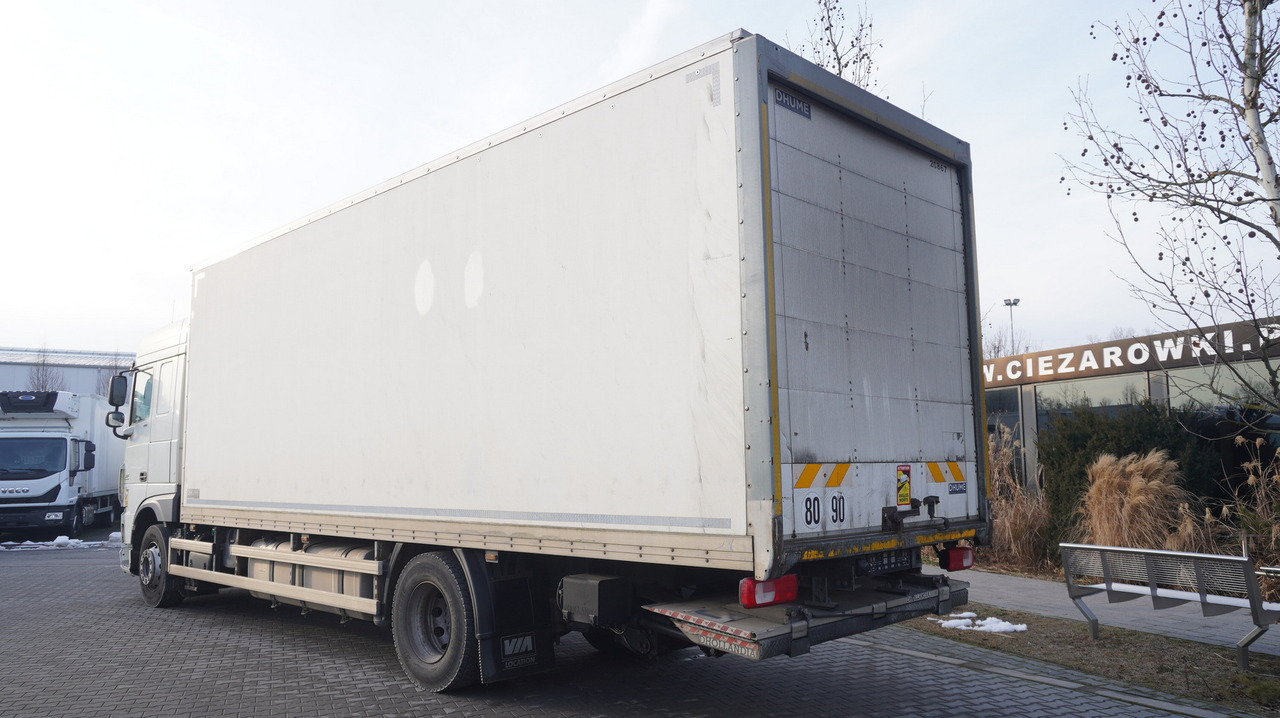 DAF XF 410 EURO 6 /410 HP / 20 EPAL / Dhollandia lift 1500 kg - Kamion sa zatvorenim sandukom: slika 4 DAF XF 410 EURO 6 /410 HP / 20 EPAL / Dhollandia lift 1500 kg - Kamion sa zatvorenim sandukom: slika 4