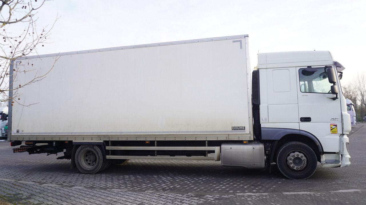 DAF XF 410 EURO 6 /410 HP / 20 EPAL / Dhollandia lift 1500 kg - Kamion sa zatvorenim sandukom: slika 5 DAF XF 410 EURO 6 /410 HP / 20 EPAL / Dhollandia lift 1500 kg - Kamion sa zatvorenim sandukom: slika 5