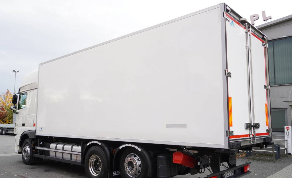 DAF XF 450 6×2 E6 / Refrigerator Lacapitaine / ATP/FRC to 2027 / 18 pallets - Hladnjača: slika 5 DAF XF 450 6×2 E6 / Refrigerator Lacapitaine / ATP/FRC to 2027 / 18 pallets - Hladnjača: slika 5