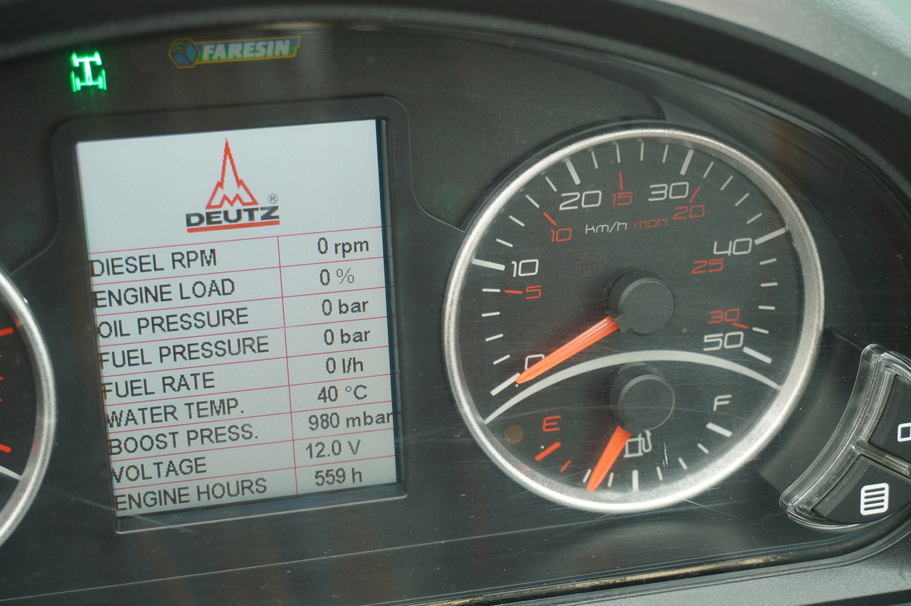 Faresin 730C Classic 55 / NEW / 550 MTH!!! / reach 7 m / joystick - Teleskopski utovarivač na točkovima: slika 2 Faresin 730C Classic 55 / NEW / 550 MTH!!! / reach 7 m / joystick - Teleskopski utovarivač na točkovima: slika 2