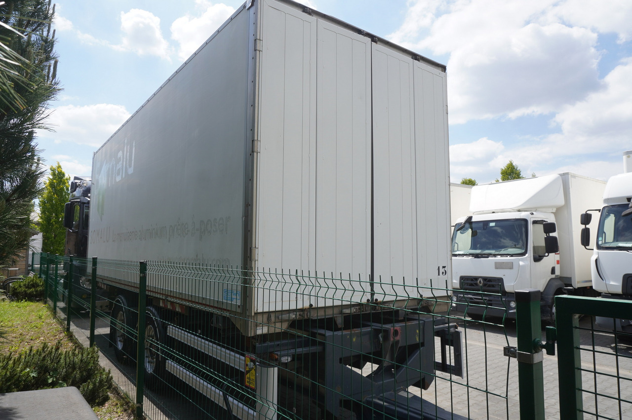 Fruehauf passthrough box trailer 18 EPAL / 2021 / SAF axles - Prikolica sa zatvorenim sandukom: slika 4 Fruehauf passthrough box trailer 18 EPAL / 2021 / SAF axles - Prikolica sa zatvorenim sandukom: slika 4