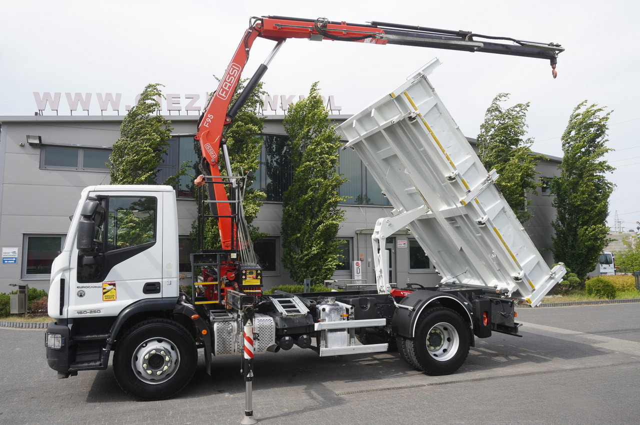 IVECO Eurocargo 160-250 / Fassi F95 crane / 120 tho. km / 3-sided tipper - Kamion sa dizalicom: slika 4 IVECO Eurocargo 160-250 / Fassi F95 crane / 120 tho. km / 3-sided tipper - Kamion sa dizalicom: slika 4