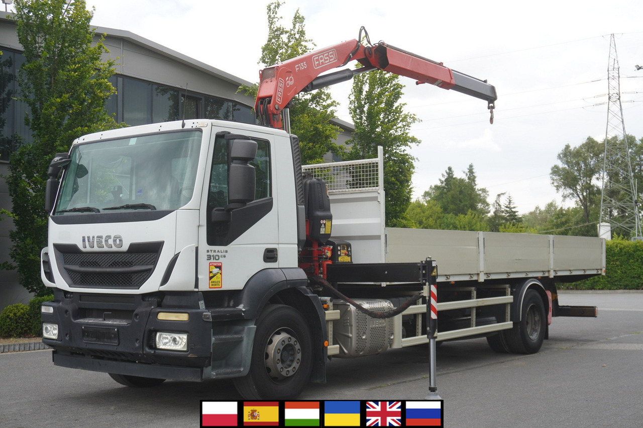 IVECO STRALIS 19.310 E6 / Flatbed 19 EPAL / FASSI F135 / 225 MTH! / 5.7 T - Kamion sa dizalicom, Kamion sa dizalicom: slika 1 IVECO STRALIS 19.310 E6 / Flatbed 19 EPAL / FASSI F135 / 225 MTH! / 5.7 T - Kamion sa dizalicom, Kamion sa dizalicom: slika 1