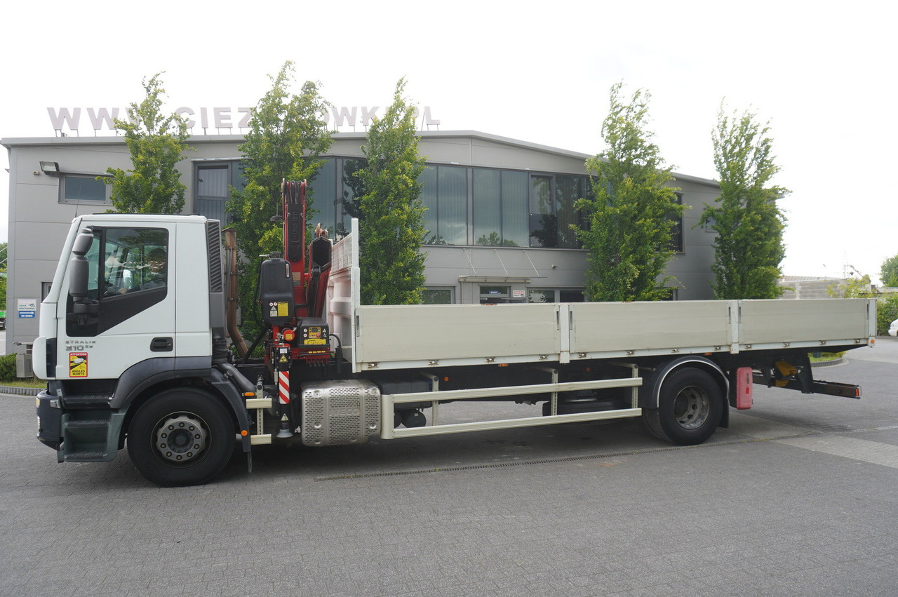 IVECO STRALIS 19.310 E6 / Flatbed 19 EPAL / FASSI F135 / 225 MTH! / 5.7 T - Kamion sa tovarnim sandukom, Kamion sa dizalicom: slika 5 IVECO STRALIS 19.310 E6 / Flatbed 19 EPAL / FASSI F135 / 225 MTH! / 5.7 T - Kamion sa tovarnim sandukom, Kamion sa dizalicom: slika 5