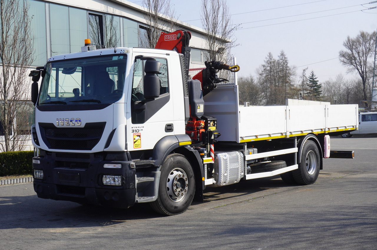 IVECO STRALIS 310 E6 / HDS FASSI 155 6.2 T / 250 thousand km - Kamion sa tovarnim sandukom, Kamion sa dizalicom: slika 2 IVECO STRALIS 310 E6 / HDS FASSI 155 6.2 T / 250 thousand km - Kamion sa tovarnim sandukom, Kamion sa dizalicom: slika 2