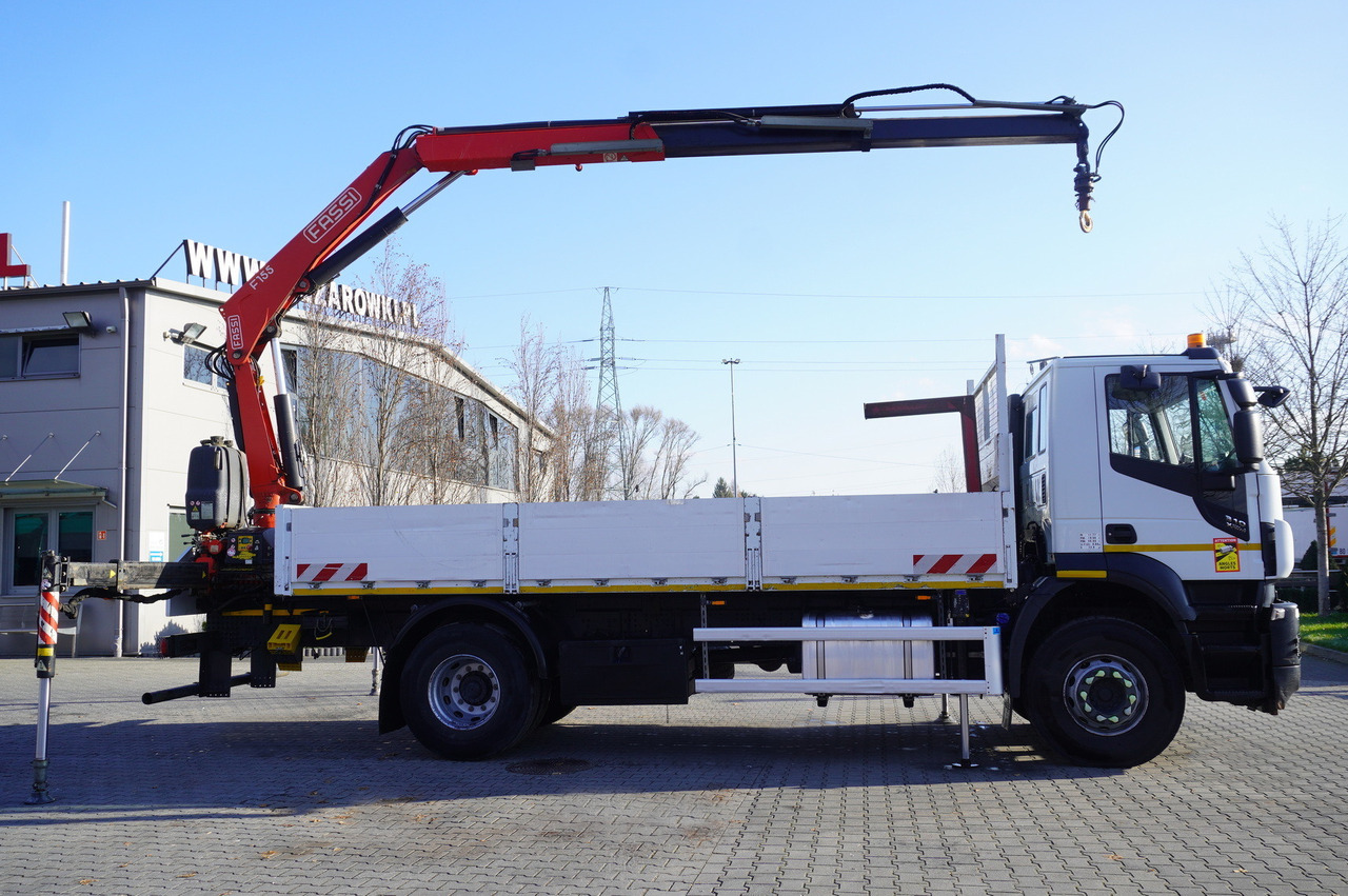 IVECO Stralis X-Way 310 4x2 E6 / Fassi F155 crane / 670 MTH / 130 tho. km / - Kamion sa tovarnim sandukom, Kamion sa dizalicom: slika 4 IVECO Stralis X-Way 310 4x2 E6 / Fassi F155 crane / 670 MTH / 130 tho. km / - Kamion sa tovarnim sandukom, Kamion sa dizalicom: slika 4