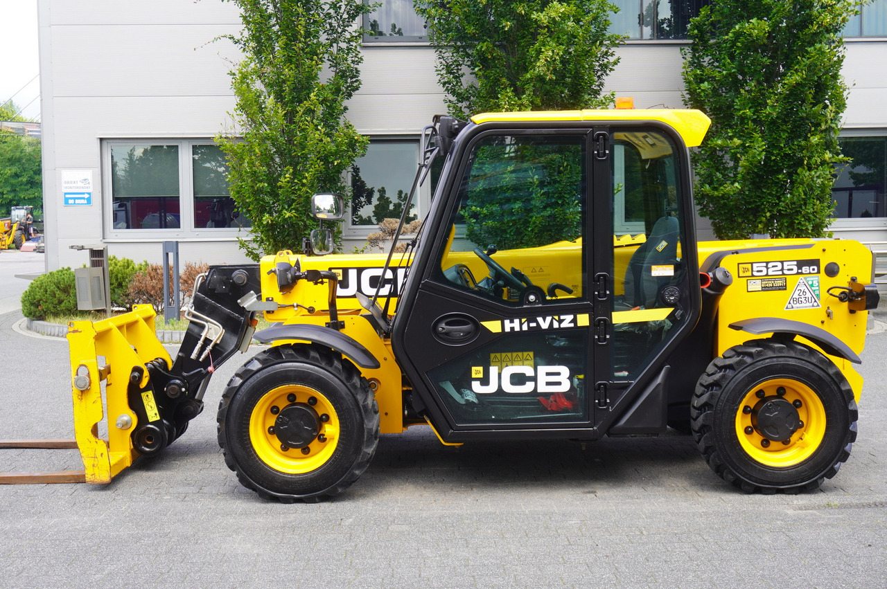 JCB 525-60T5 / 2022 / 860 MTH! / 2.5 T / Reach 6 m / joystick - Teleskopski utovarivač na točkovima: slika 3 JCB 525-60T5 / 2022 / 860 MTH! / 2.5 T / Reach 6 m / joystick - Teleskopski utovarivač na točkovima: slika 3