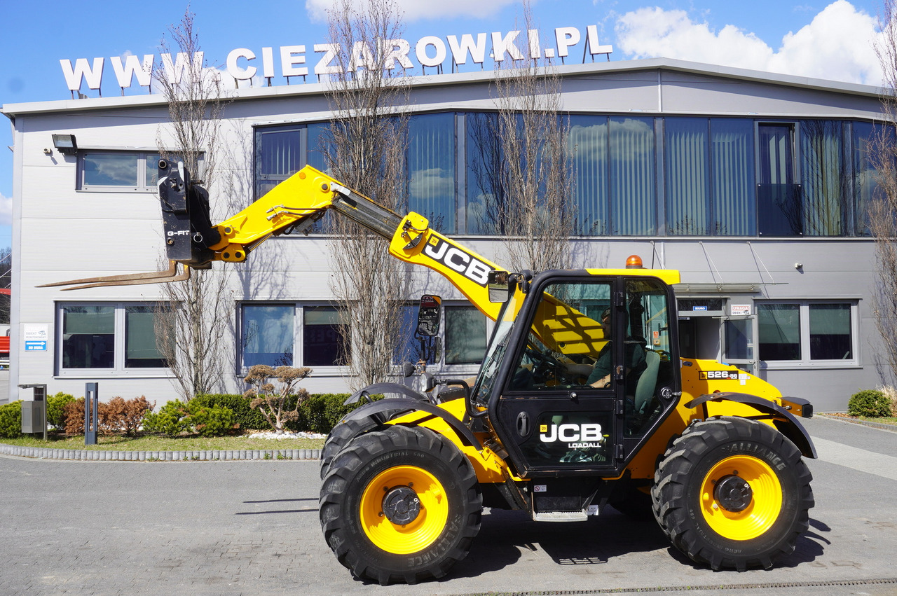 JCB 526-56 AGRI Plus / 5.6 m telescopic loader / joystick - Teleskopski utovarivač na točkovima: slika 1 JCB 526-56 AGRI Plus / 5.6 m telescopic loader / joystick - Teleskopski utovarivač na točkovima: slika 1