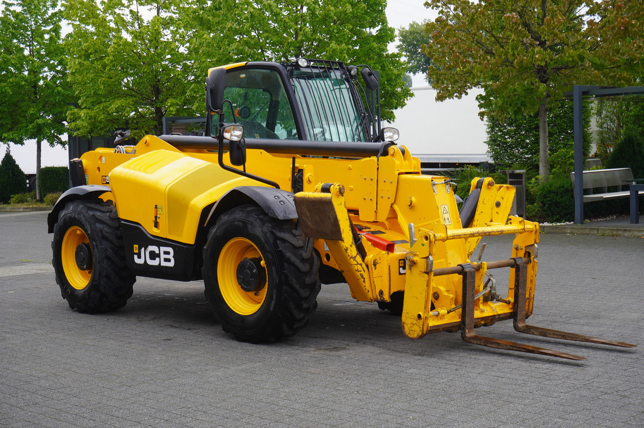 JCB 535-125 / 1500 MTH! / reach 12.5 m / 2021 / 3.5 t - Teleskopski utovarivač na točkovima: slika 5 JCB 535-125 / 1500 MTH! / reach 12.5 m / 2021 / 3.5 t - Teleskopski utovarivač na točkovima: slika 5