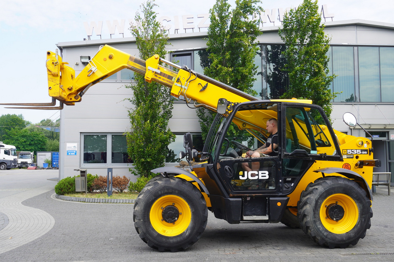 JCB 535-95 / 3.5 T / range 9.5 m / joystick / 2021 - Teleskopski utovarivač na točkovima: slika 2 JCB 535-95 / 3.5 T / range 9.5 m / joystick / 2021 - Teleskopski utovarivač na točkovima: slika 2