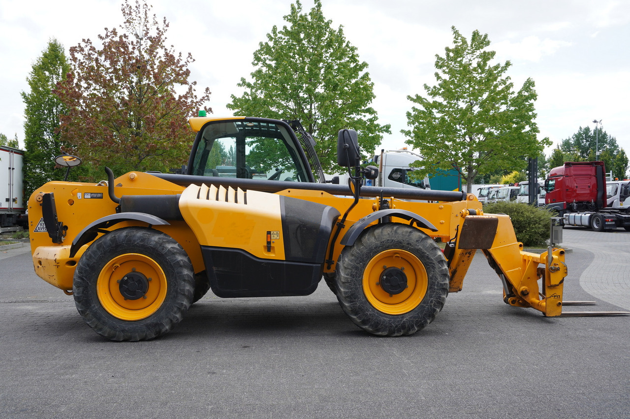 JCB 540-140 telescopic loader / 14 m range / 1800 MTH - Teleskopski upravljač: slika 4 JCB 540-140 telescopic loader / 14 m range / 1800 MTH - Teleskopski upravljač: slika 4