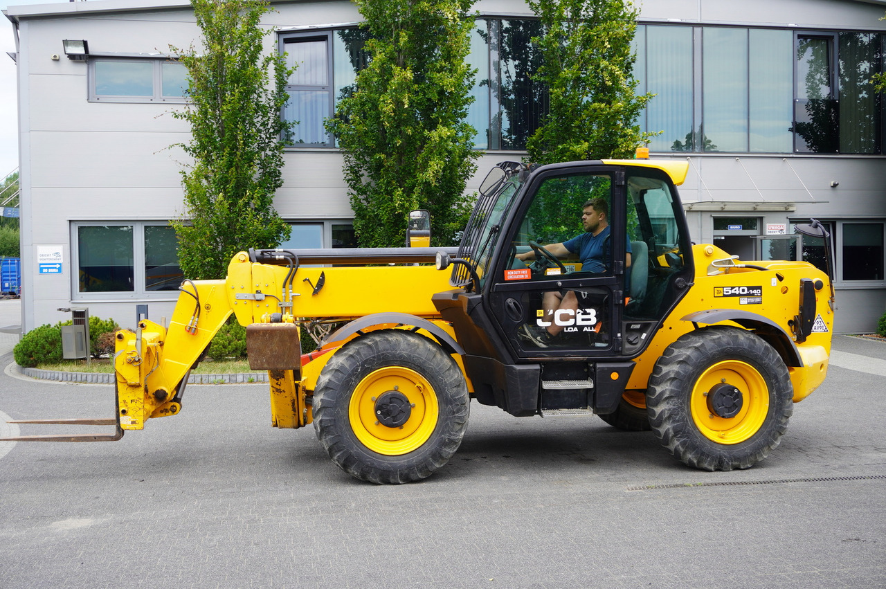 JCB 540-140 telescopic loader / 14 m range / 1800 MTH - Teleskopski upravljač: slika 3 JCB 540-140 telescopic loader / 14 m range / 1800 MTH - Teleskopski upravljač: slika 3